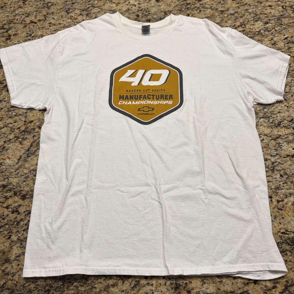 Gildan NASCAR Chevrolet 40th Manufacturer Championships T-Shirt XL White v